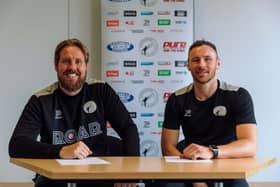 Gateshead manager Rob Elliot and assistant manager Louis Storey (photo Jack McGraghan)