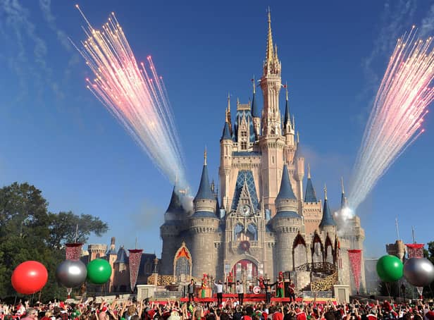 <p>The couple were videoed sneaking a child, disguised as a baby, into Disney World in Florida.</p>