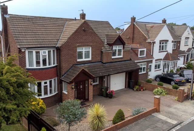 The property is on Woodlands View, Cleadon