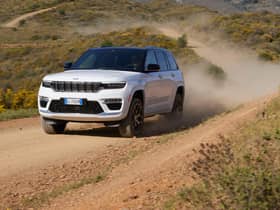 The Jeep Grand Cherokee 4Xe is the first hybrid version of Jeep's flagship SUV (Photo: Jeep)