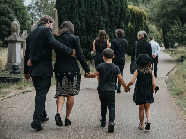 MP proposes law to guarantee paid bereavement leave after death of a loved one