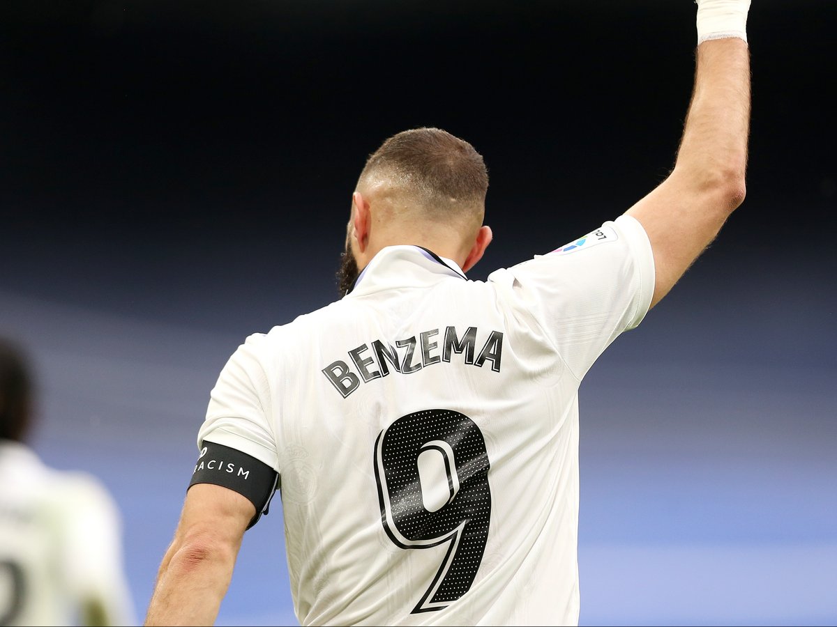 Karim Benzema completes transfer after Newcastle United owners make major  move - more to follow
