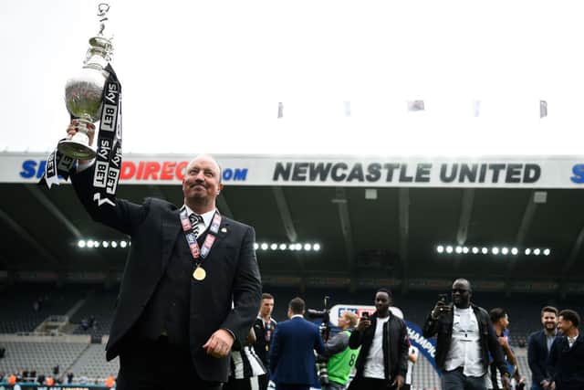 Then-Newcastle United manager Rafa Benitez with the Championship trophy in the 2016/17 season. (Pic: Getty Images)