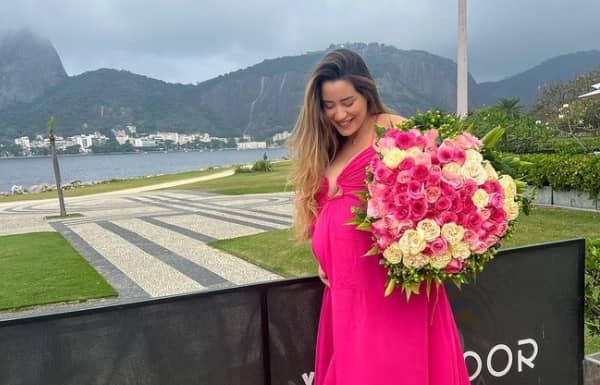 24-year-old Thays Gondim is the fiancee of Newcastle United player Joelinton. Thays is also from Brazil, like her partner. The couple became engaged in June 2022, and have three children together - having welcomed their third child into the world this week. Thays posts adorable family snaps on social media as well as fashion looks.