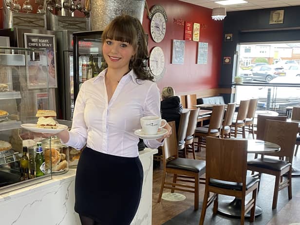 Imogen Storey at Coffee at Chesneys.