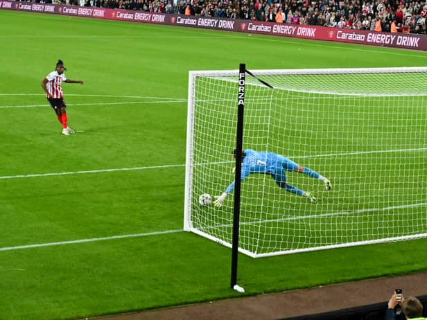 Pierre Ekwah misses in the penalty shootout
