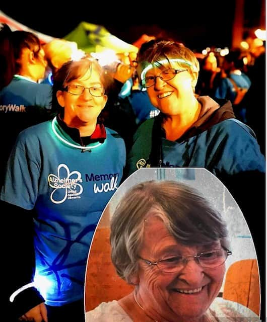 Denise Ross right with sister Annette and mum Rose (inset)