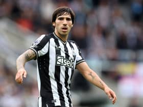 Sandro Tonali was forced to withdraw from Italy’s game against Ukraine with injury. (Getty images)