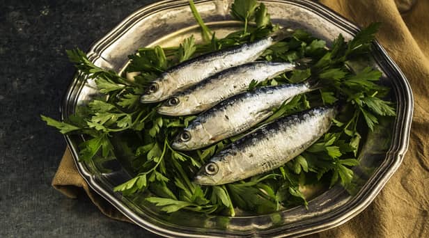 British diners urged to contact emergency services after a Botulism outbreak