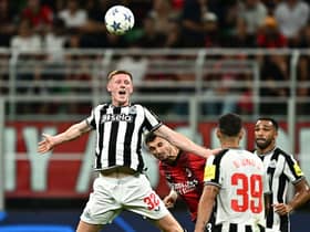 Elliot Anderson v AC Milan.  