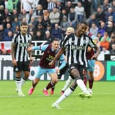 Alexander Isak of Newcastle United scores the team’s second goal from a penalty during the Premier League match between Newcastle United and Burnley FC at St. James Park on September 30, 2023 in Newcastle upon Tyne, England. (Photo by Nigel Roddis/Getty Images)
