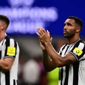 Newcastle United's English striker #09 Callum Wilson applauds supporters at the end of the UEFA Champions League 1st round group F football match between AC Milan and Newcastle at the San Siro stadium in Milan on September 19, 2023. (Photo by Marco BERTORELLO / AFP) 