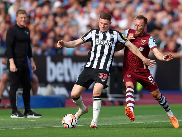 Newcastle United midfielder Elliot Anderson. . (Photo by Tom Dulat/Getty Images)