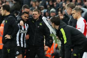 Jacob Murphy of Newcastle United interacts with Eddie Howe, Manager of Newcastle United, after being substituted off during the Premier League match between Newcastle United and Arsenal FC at St. James Park on November 04, 2023 in Newcastle upon Tyne, England. (Photo by Ian MacNicol/Getty Images)