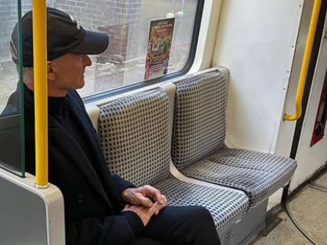 Sting travelled by metro to the ceremony.