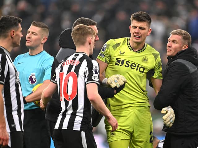Nick Pope is withdrawn for Newcastle United during the 1-0 win over Manchester United. 