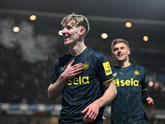 Newcastle United's English midfielder #10 Anthony Gordon celebrates after scoring his team first goal during the English FA Cup fifth round football match between Blackburn Rovers and Newcastle United at Ewood Park in Blackburn, north west England on February 27, 2024. (Photo by Paul ELLIS / AFP) 