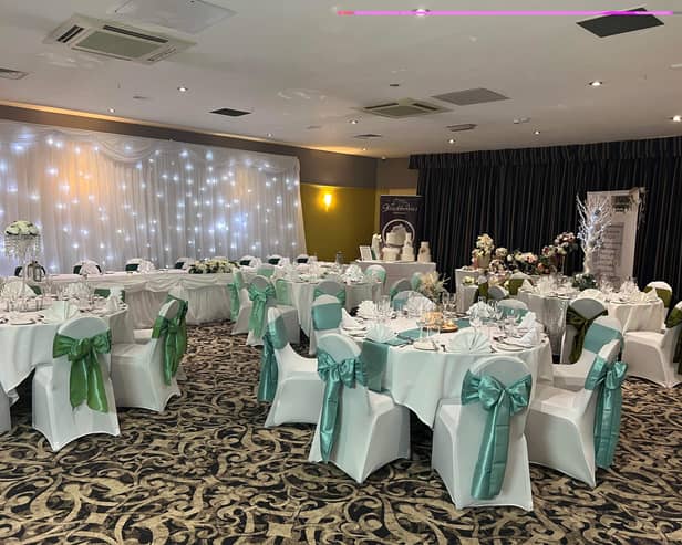 Washington’s Holiday Inn is offering a full wedding package at just over £2K.