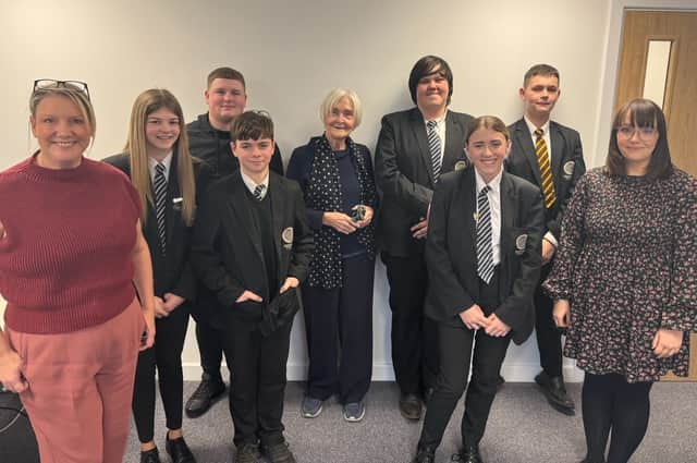 Dame Sheila Hancock with young people supported by The Key and Ferryhill
Business and Enterprise College