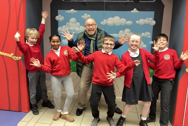 Harton Primary Puzzlers with Customs House Chief Executive Ray Spencer