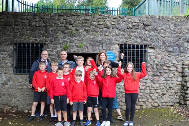 Pupils from Ffynnon Taf Primary School celebrate their new heating system (Photo: Kensa/Supplied)