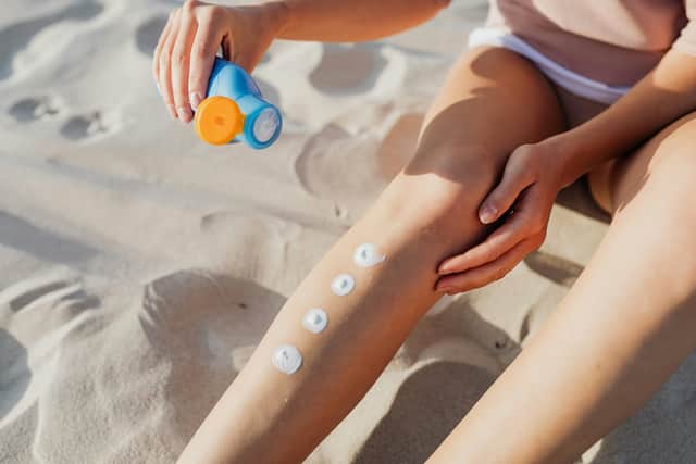 Dermatologists advise that we apply sunscreen everyday. (Photo: Pexels/Karolina Kaboompics)
