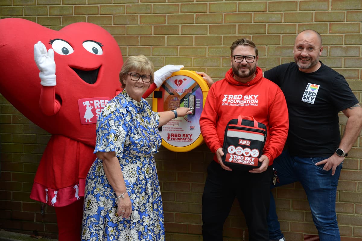 Defib Flag 'Inclusive place' - South Shields reveals first 'Pride flag' defibrillator