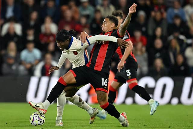Noni Madueke in action for Chelsea.