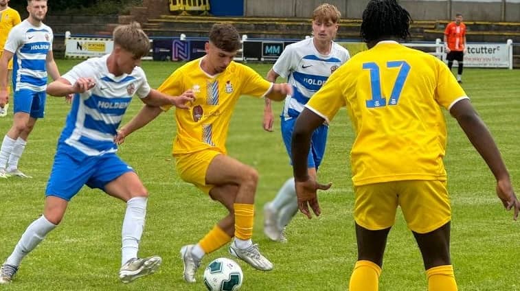 Jarrow in action at Chester-le-Street Town (photo Peter Franklin)