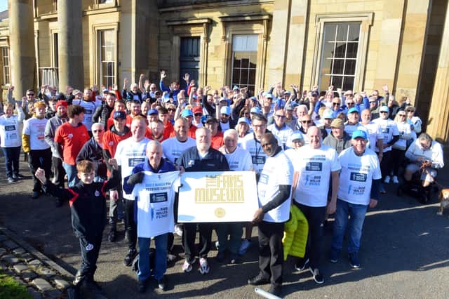Former SAFC players Gary Bennett, Mick Harford, David Corner and Gordon Armstrong join Fans' Museum founder Michael Ganley and around 150 participants on last year's prostate cancer awareness walk.