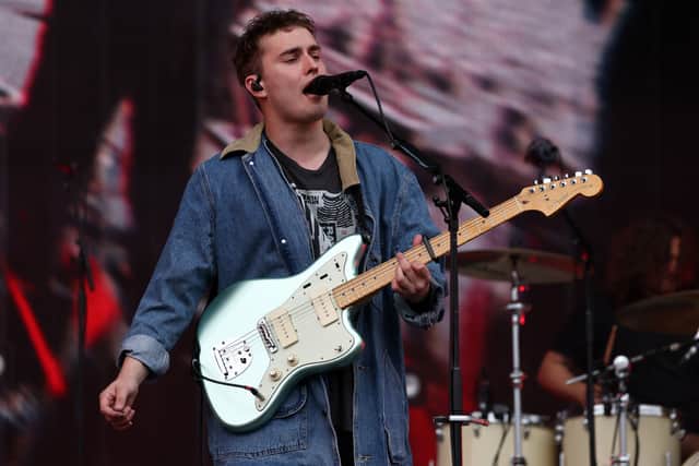 Sam Fender paid tribute to Tish Murtha as he announced his upcoming single.