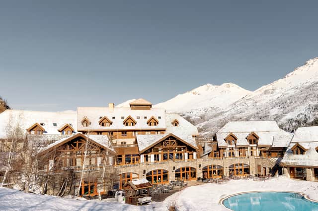 Switzerland was the most popular location this season, ahead of France, Austria, Italy, Canada and USA.