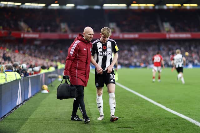 Anthony Gordon limped off against Nottingham Forest.