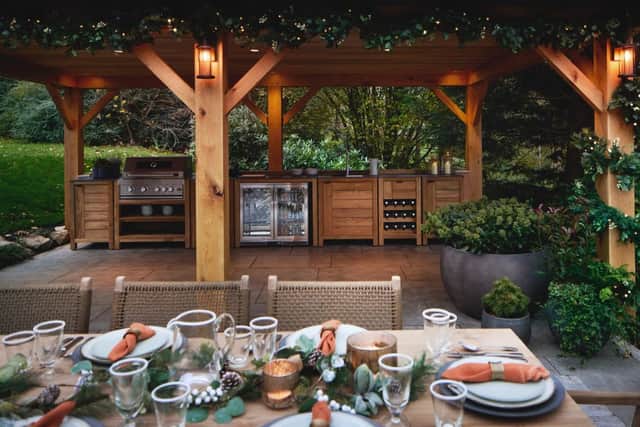 Imagine hosting a party in the outdoor kitchen...