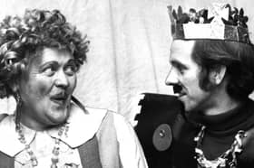 Alan Grieves starred as Queen Miranda, the dame, and Tom Martin as King Rufus in a 1972 production.
Tell us if you remember it.