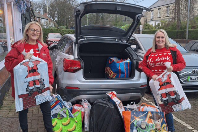 Slimming World groups from across Sheriff Hill, Wrekenton, Felling and Boldon have joined forces to gather Christmas presents for those who need them most.