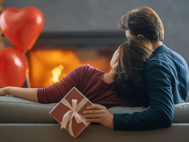 Valentine’s Day gift ideas for her a selection of fashion, jewellery, and home ideas for that special someone