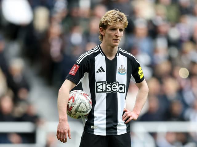 Anthony Gordon of Newcastle United looks on during the Emirates FA Cup Fifth Round match between Newcastle United and Brighton & Hove Albion at St James' Park on March 02, 2025 in Newcastle upon Tyne, England.