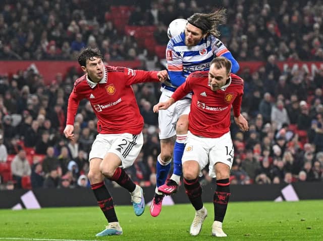 Jeff Hendrick in action for Sheffield Wednesday against Man Utd
