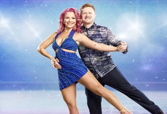 Coronation Street star Sam Aston and his skating partner Molly Lanaghan have been crowned winners of Dancing On Ice 2025.