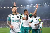 Bruno Guimaraes of Newcastle United celebrates scoring his team's first goal with teammates during the Premier League match between West Ham United FC and Newcastle United FC at London Stadium on March 10, 2025 in London, England. (Photo by Justin Setterfield/Getty Images)