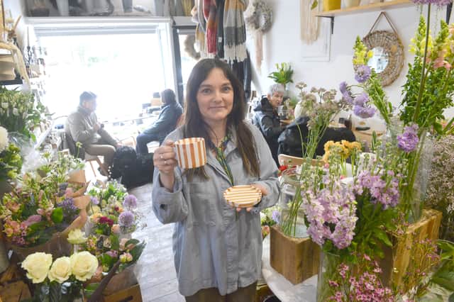  Caroline Oxberry opened Nomad Flower Den in 2023