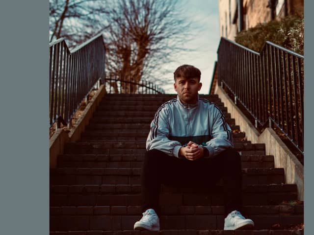 Tom Collins is heading across the UK as part of an acoustic pub tour. 