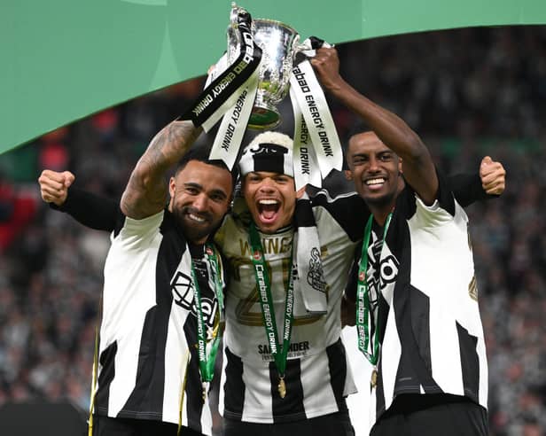 Callum Wilson celebrating the Carabao Cup win with Will Osula and Alexander Isak. 