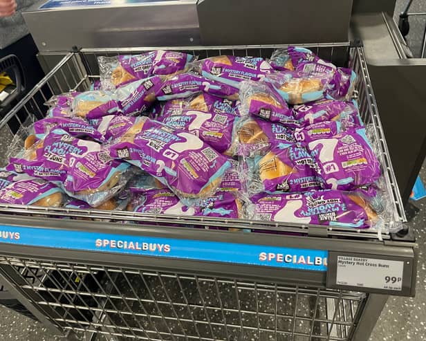 Aldi mystery flavoured hot cross buns