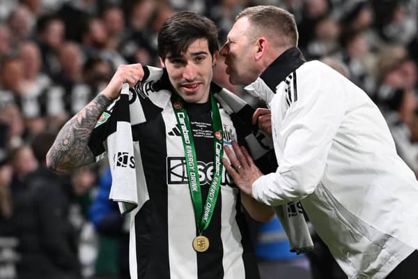 Sandro Tonali celebrates Carabao Cup win with Newcastle United.