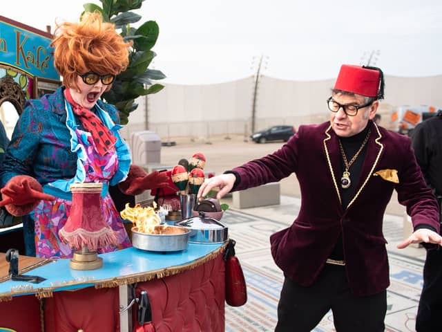Pam and Gordon cook up some chaos with the Kitsch Kafe