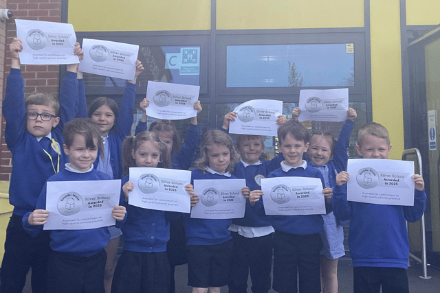 Toner Avenue Primary School, in Hebburn, has received a silver accreditation award for their work on early years reading.