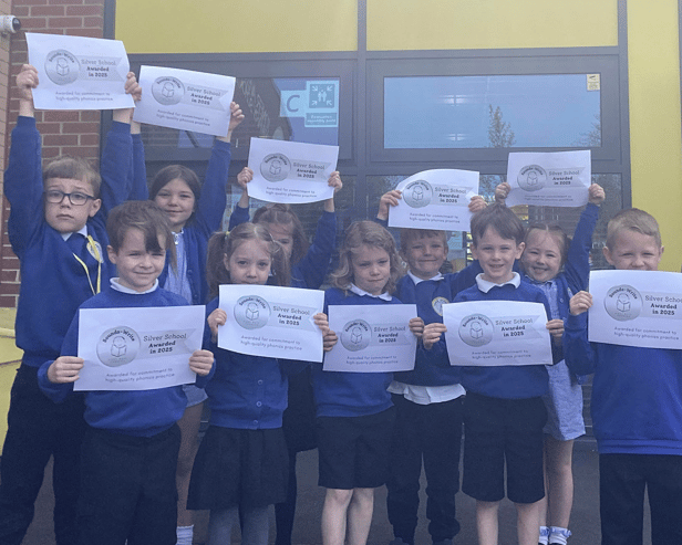 Toner Avenue Primary School, in Hebburn, has received a silver accreditation award for their work on early years reading.