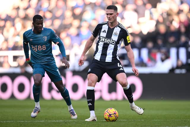 The centre-back underwent a minor operation in late March to get to the bottom of a knee problem. He may return by May but won't face the Red Devils.  